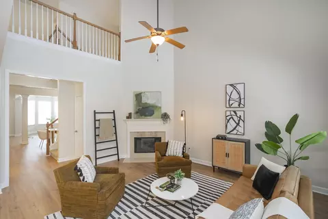 2028 Traemoor Village Dr, Nashville, TN 37209
