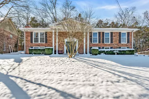 3824 Anderson Rd, Nashville, TN 37217