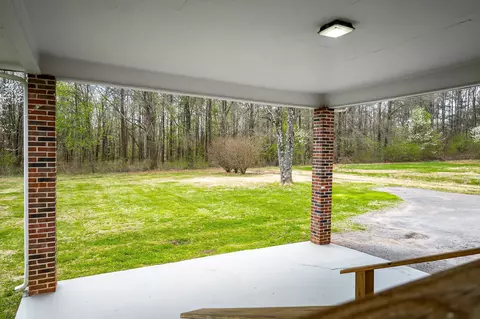 Exterior - 270 Mountain View Dr, Morrison, TN 37357 photo 7 of 8