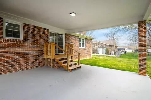 Exterior - 270 Mountain View Dr, Morrison, TN 37357 photo 5 of 8
