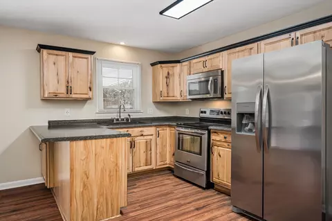 Kitchen - 270 Mountain View Dr, Morrison, TN 37357 photo 1 of 1