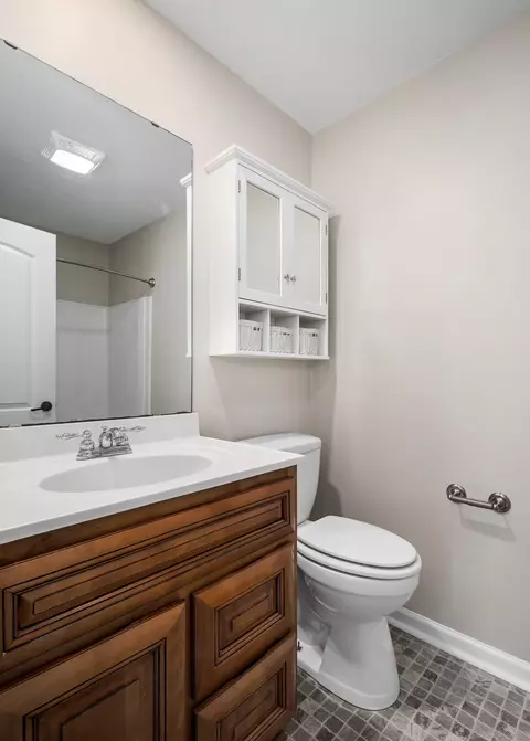 Bath - 270 Mountain View Dr, Morrison, TN 37357 photo 1 of 4