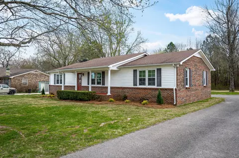 Exterior - 270 Mountain View Dr, Morrison, TN 37357 photo 2 of 8