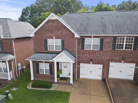 910 Indian Ridge Cir, White House, TN 37188