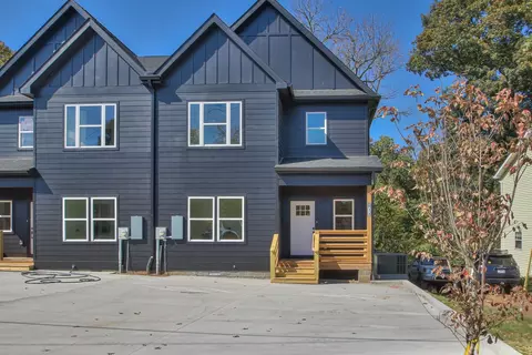 1011 Patio Dr, Nashville, TN 37214