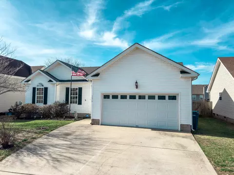 3676 Cindy Jo Dr S, Clarksville, TN 37040