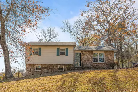 2308 Northbrier Ln, Chattanooga, TN 37406