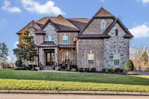 235 Laycrest Dr, Mount Juliet, TN 37122