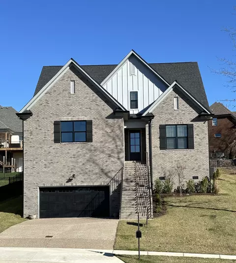 387 Arrow Ct, Hendersonville, TN 37075