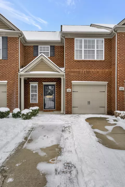 1233 Bainbridge Dr, Nashville, TN 37211