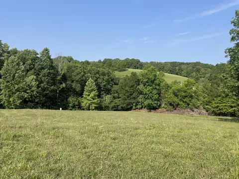 5 Purtle Rd, Lafayette, TN 37083 photo 2