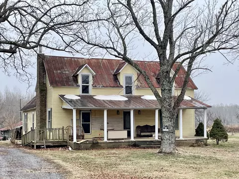 136 Scott Orchard Rd, Taft, TN 38488