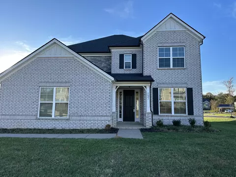 5041 Ozment Dr, Nolensville, TN 37135