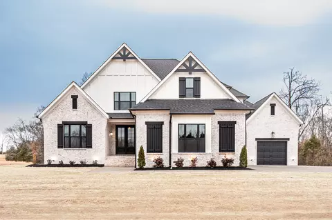 1533 Phillips Rd, Lebanon, TN 37087