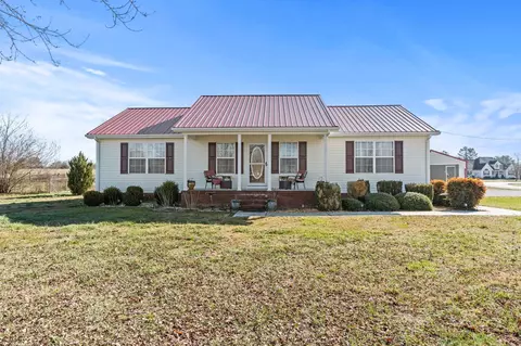 35 Rileys Bend Rd, Lynchburg, TN 37352