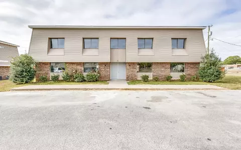 711 N Main St, Mount Pleasant, TN 38474