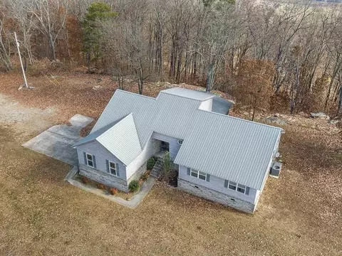 186 County Road 792, Ider, AL 35981