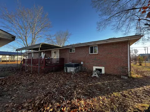 111 Van Cleve St, Fort Oglethorpe, GA 30742