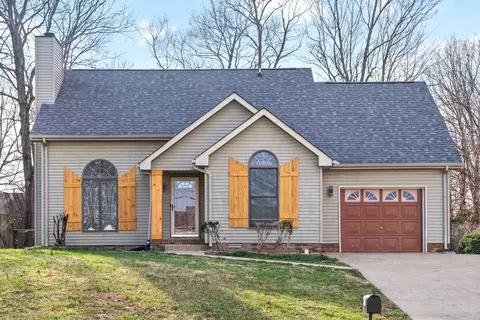 1780 Forrestdale Dr, Clarksville, TN 37042