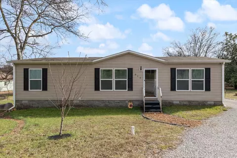 312 Carpenter St, Mount Pleasant, TN 38474