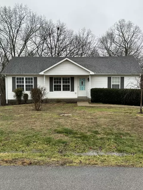 3273 Backridge Rd, Woodlawn, TN 37191