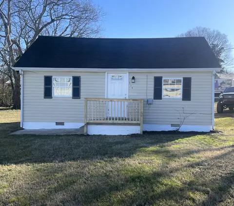 438 Fairground Hts, Shelbyville, TN 37160
