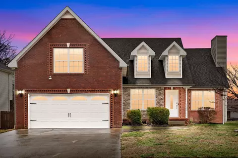 3586 Southwood Dr, Clarksville, TN 37042