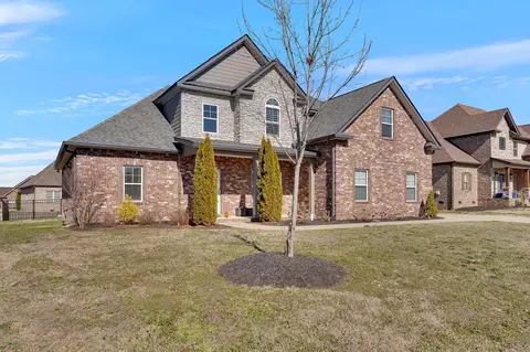 4011 Edmond Dr, Murfreesboro, TN 37127