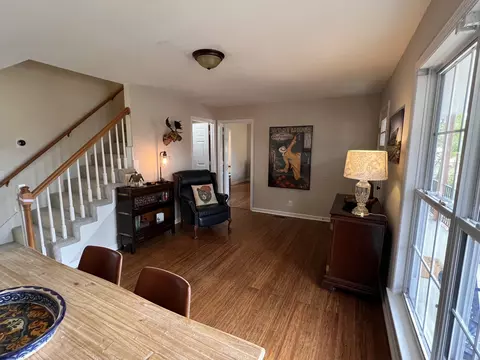 Dining - 2001 Cherokee Trl, Springfield, TN 37172 photo 1 of 1