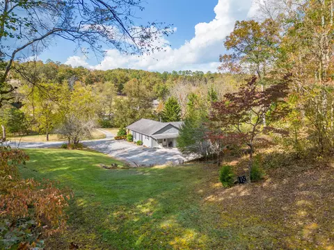 10532 Dallas Hollow Rd, Soddy Daisy, TN 37379