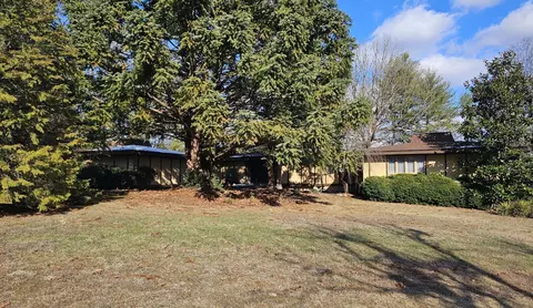 1025 River Hills Cir, Chattanooga, TN 37415