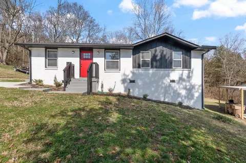 625 Maclaurin Ct, Nashville, TN 37207