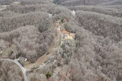 8401 Old Charlotte Pike, Pegram, TN 37143
