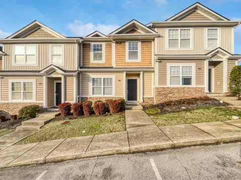 1515 Bridgecrest Dr #204, Antioch, TN 37013