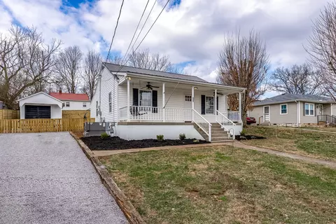 809 W End Cir, Franklin, TN 37064