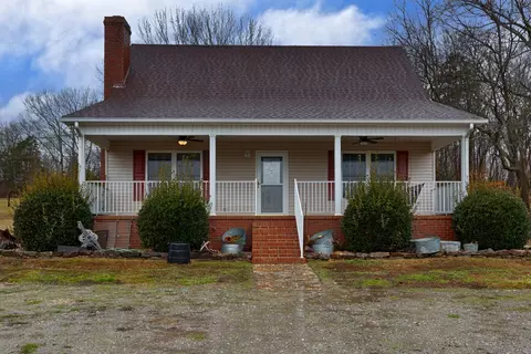 825 Footbridge Rd, Lynnville, TN 38472