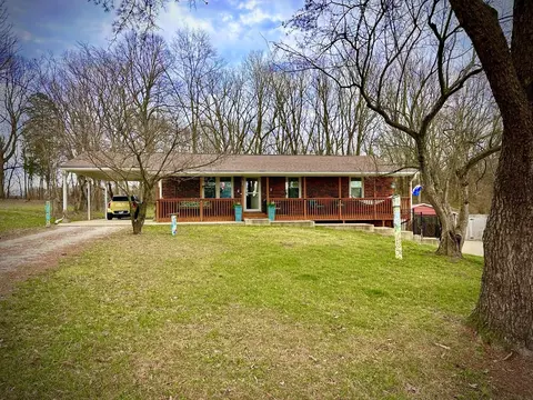 109 Lakeside Dr, Columbia, TN 38401