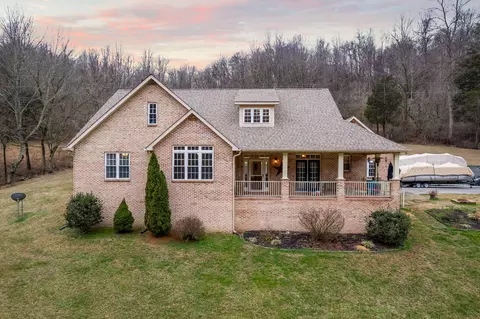 908 Cummings Hollow Rd, Woodbury, TN 37190