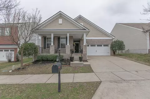 1624 Stonewater Dr, Hermitage, TN 37076