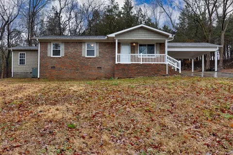 27 Horseshoe Rd, Frankewing, TN 38459