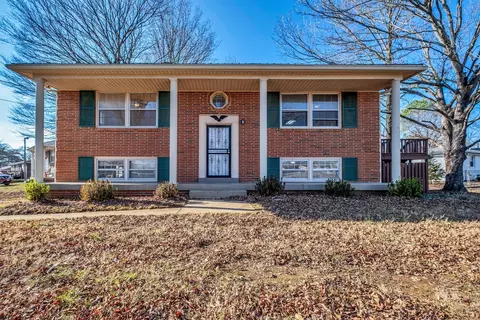 8313 Terry Ln, Hermitage, TN 37076