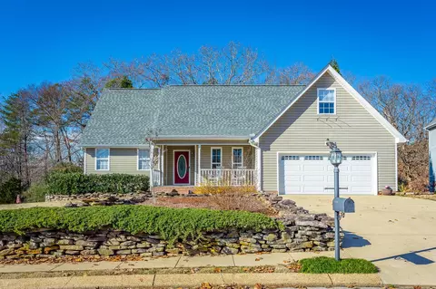 10714 Daffodil Cir, Soddy Daisy, TN 37379