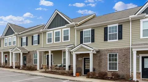2966 Mallard Dr, Lebanon, TN 37090