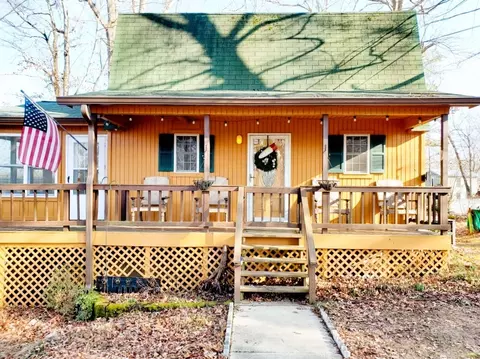 541 Saddletree Rd, Camden, TN 38320