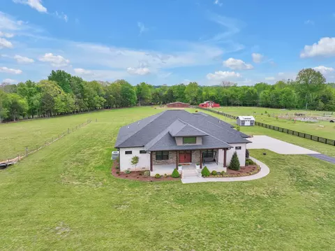 7523 Midland Rd, Christiana, TN 37037