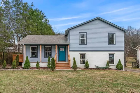 5213 Lana Renee Ct, Hermitage, TN 37076