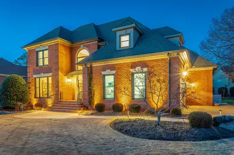 8007 Rosemere Way, Chattanooga, TN 37421