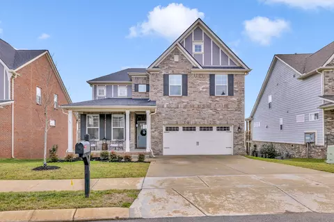 558 Crutcher Ct, Spring Hill, TN 37174