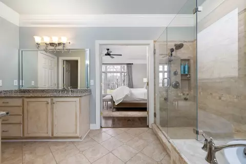 Bath - 159 Cornerstone Cir, Franklin, TN 37064 photo 2 of 9