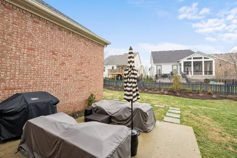 Exterior - 159 Cornerstone Cir, Franklin, TN 37064 photo 9 of 13